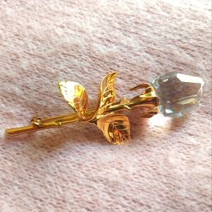 Vintage rose brooch pin